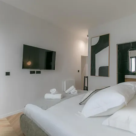 Mba - Echiquier 1 Luxury 4 Bathrooms Center *
