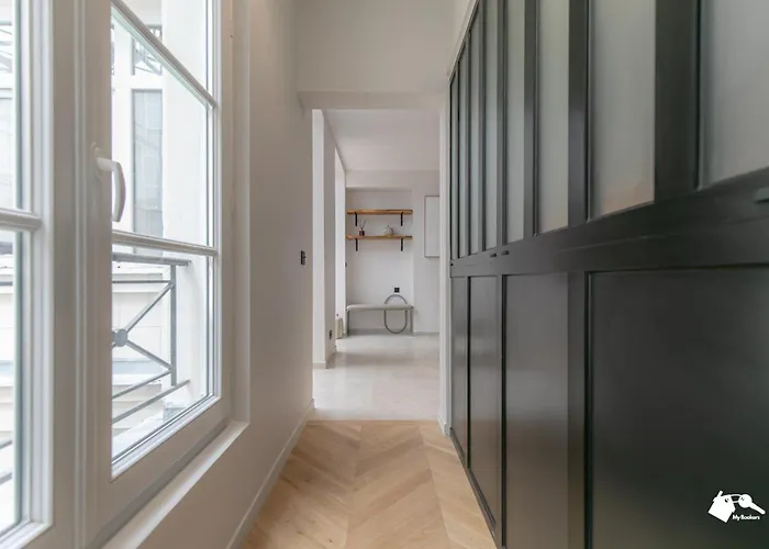 Mba - échiquier 1 Luxury Center