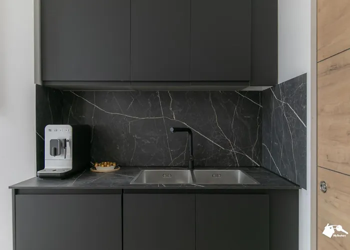 Mba - échiquier 1 Luxury Center