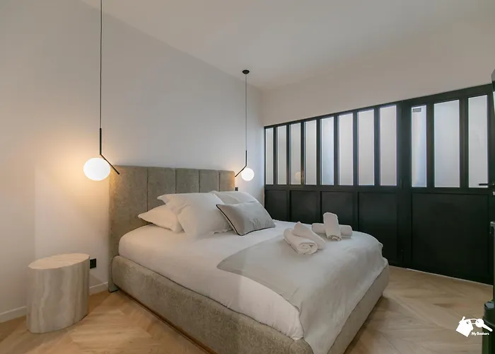Mba - Echiquier 1 Luxury Center *