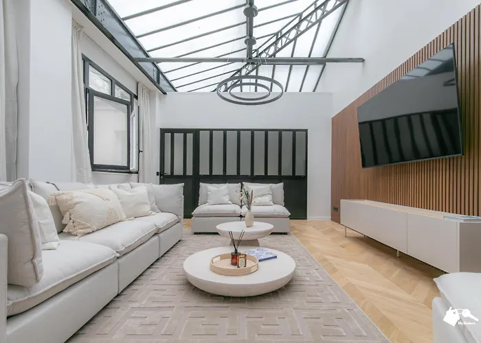 Daire Mba - Echiquier 1 Luxury Center *