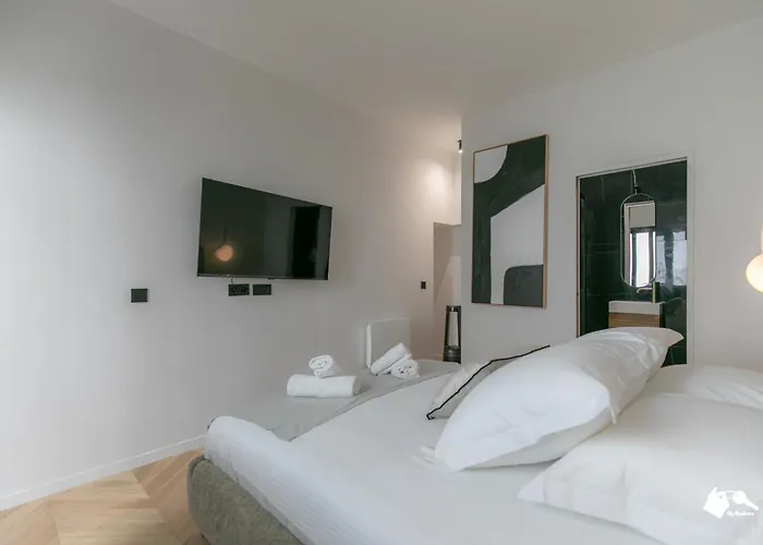 Mba - Echiquier 1 Luxury Center *