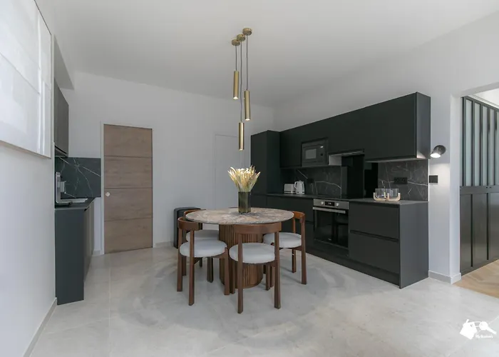Mba - Echiquier 1 Luxury Center